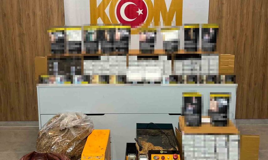 Terme’de elektrikli sarma makinesiyle yürütülen operasyonda binlerce doldurulmuş makaron bulundu