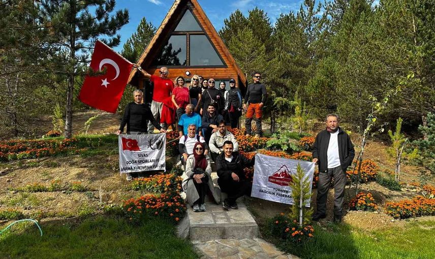 Doğa yürüyüşü gölet çevresinde yeni turizm işaretleri bıraktı