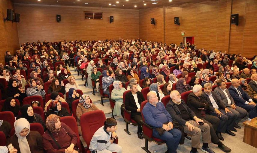 Vezirköprü'de gönülden gönüle buluşması: Saliha Erdim anlatımı