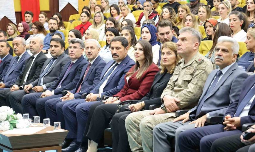 Hatay öğretmen akademilerinde maarifin kalbinde oyun temasıyla yeni eğitim yılı başladı