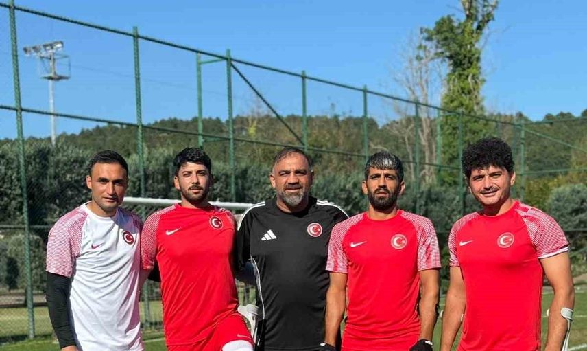 Şahinbey'den ay-yıldızlı forma yolculuğu: dört sporcu ve bir antrenör milli kampında