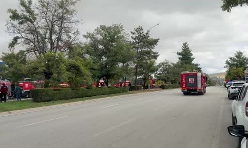 Gaziantep'te 2. Organize Sanayi Bölgesi'ndeki pamuk fabrikasında çıkan yangına müdahale sürüyor