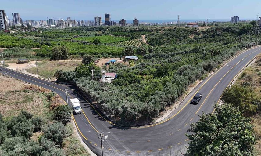 Mezitli'de altyapı izlerini silen 11,5 kilometrelik yol yenileme çalışması