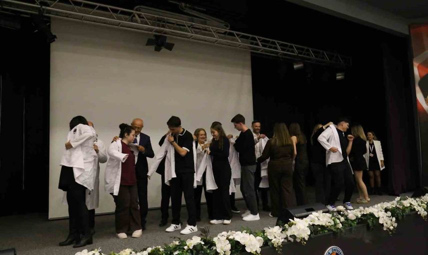 Avrasya üniversitesinde beyaz önlükle mesleğe ilk adım