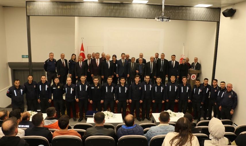 Erzurum'da cumhuriyetin kuruluş yolculuğu: saltanattan laik devlete tarihsel kesit