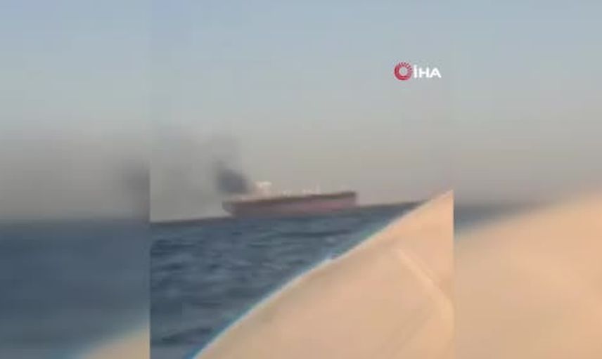 İran: hürmüz boğazı doğusunda takip sistemleri kapalı bir tanker alev aldı