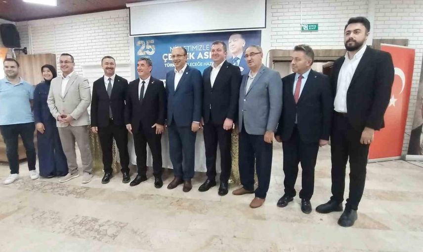 Mustafakemalpaşa'da CHP'li meclis üyesinin AK Parti'ye katılımı meclis dengesini değiştirdi
