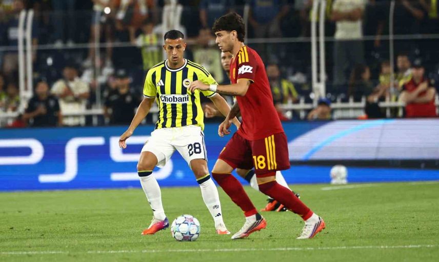 Bartuğ Elmaz'ın Roma maçında oyunu yarıda kaldı