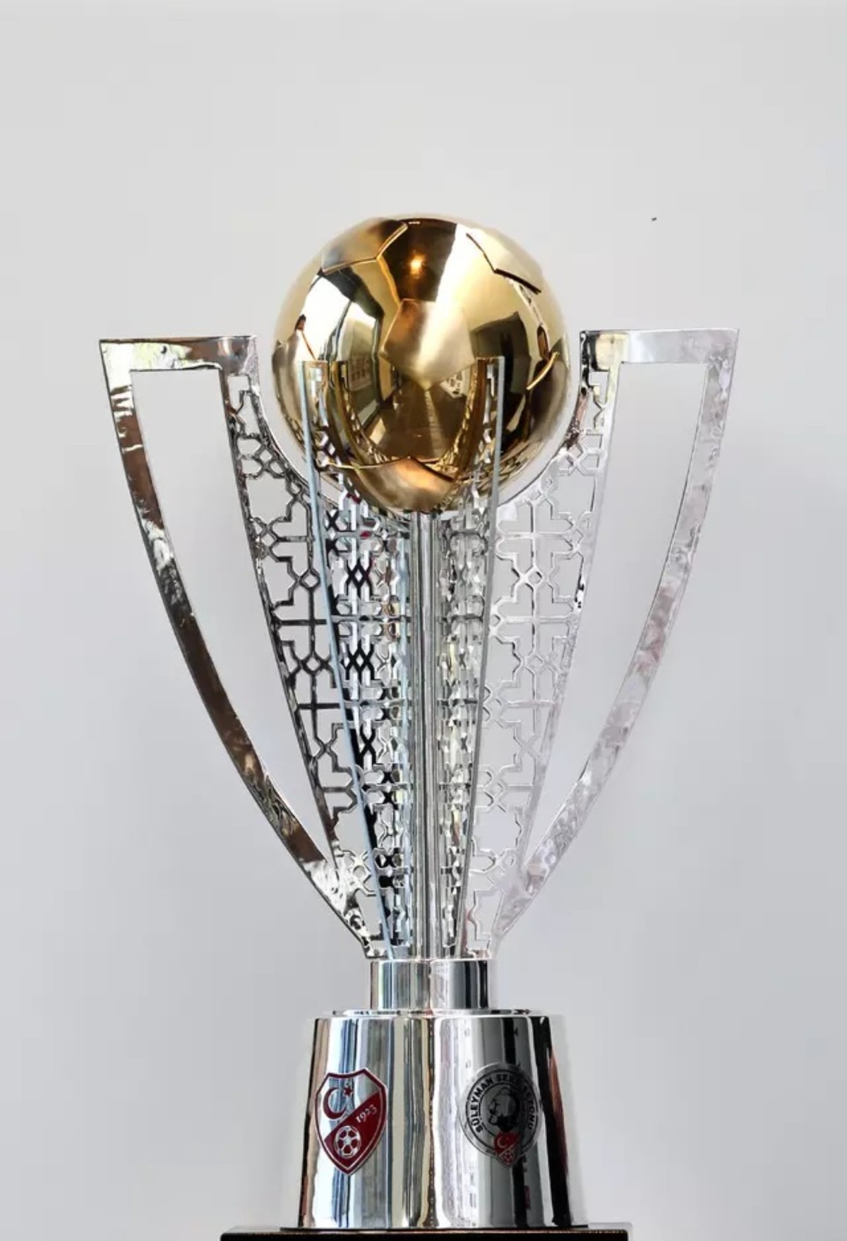 Süper Lig için bomba iddia Erman Toroğlu gelecek sezon için heyecanlandırdı