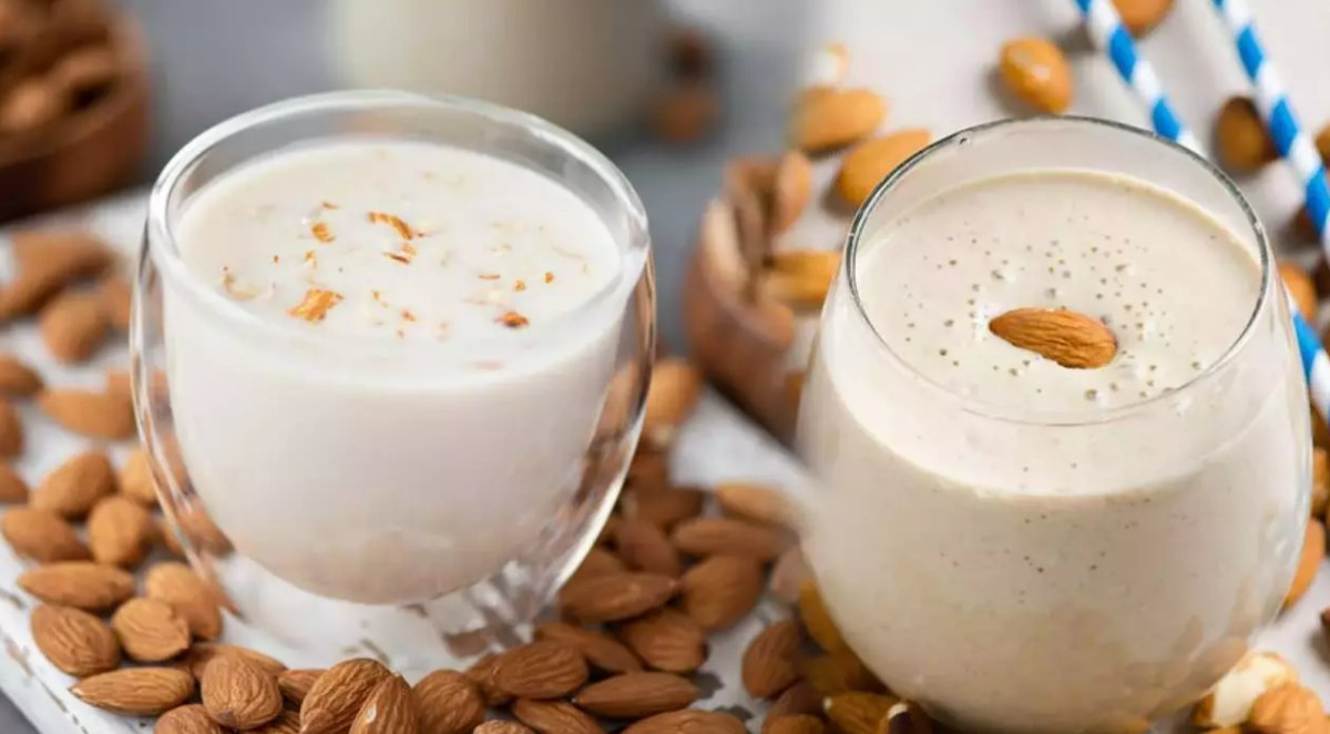 Badem Sütü: İnek Sütüne Göre Daha Az Kalori, Daha Çok Vitamin