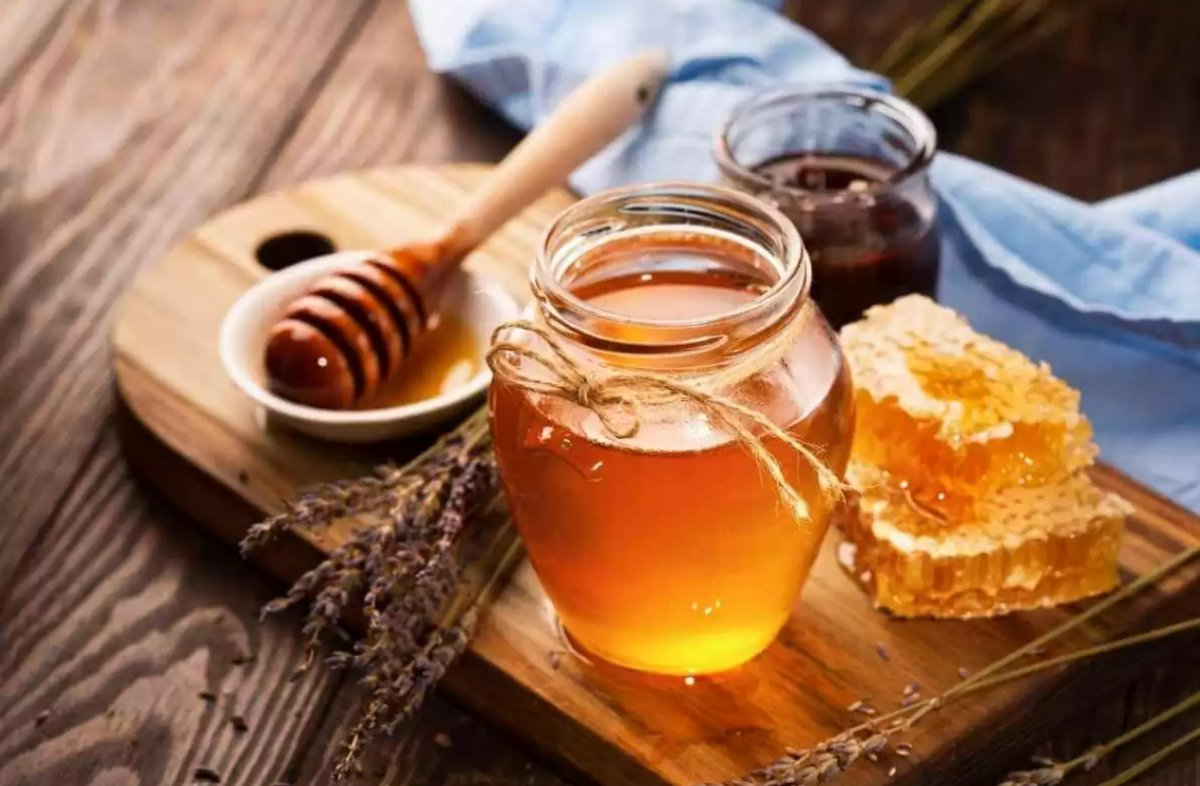 Sahte Baldan Kurtulun! Saf Balı Ayırt Etmenin 10 Basit Yöntemi