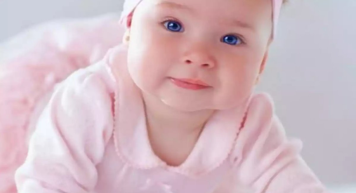 Kız Bebek İsimleri Rehberi: Güzel, Anlamlı ve Özgün İsimler ve Anlamları