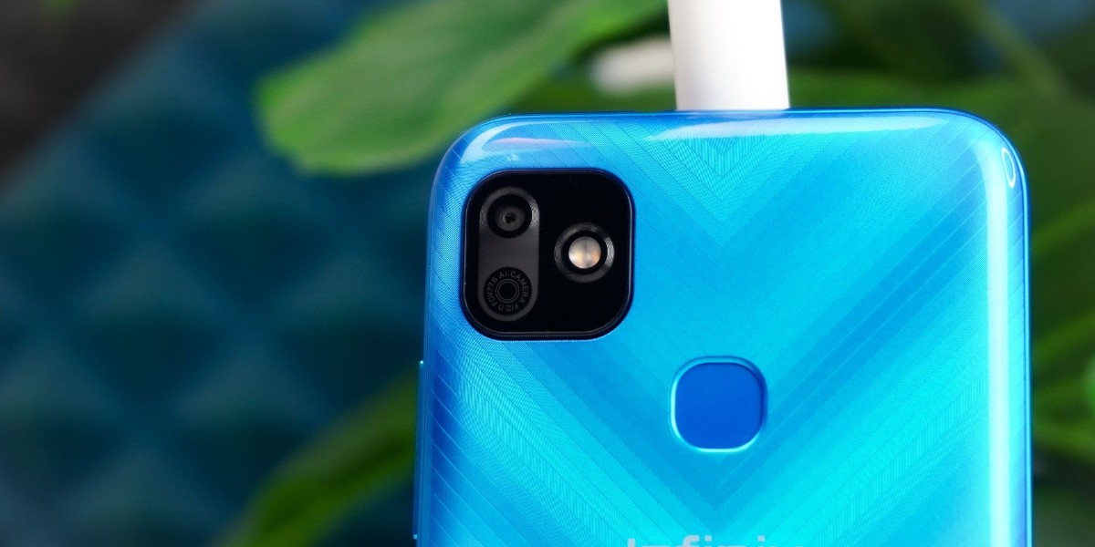 infinix smart 8 telefon modeli tanıtıldı