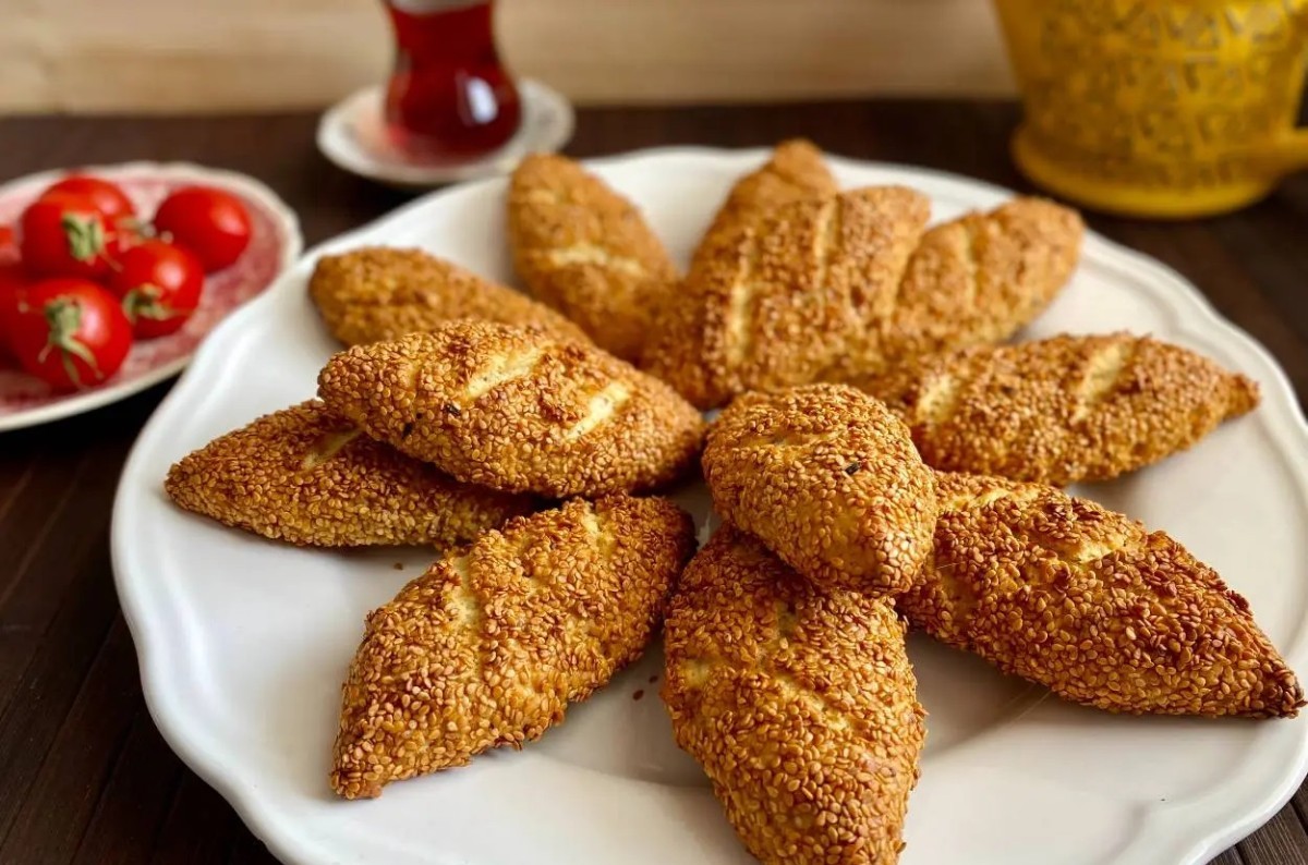 5 dakikada yapılabilecek kolay poğaça tarifleri