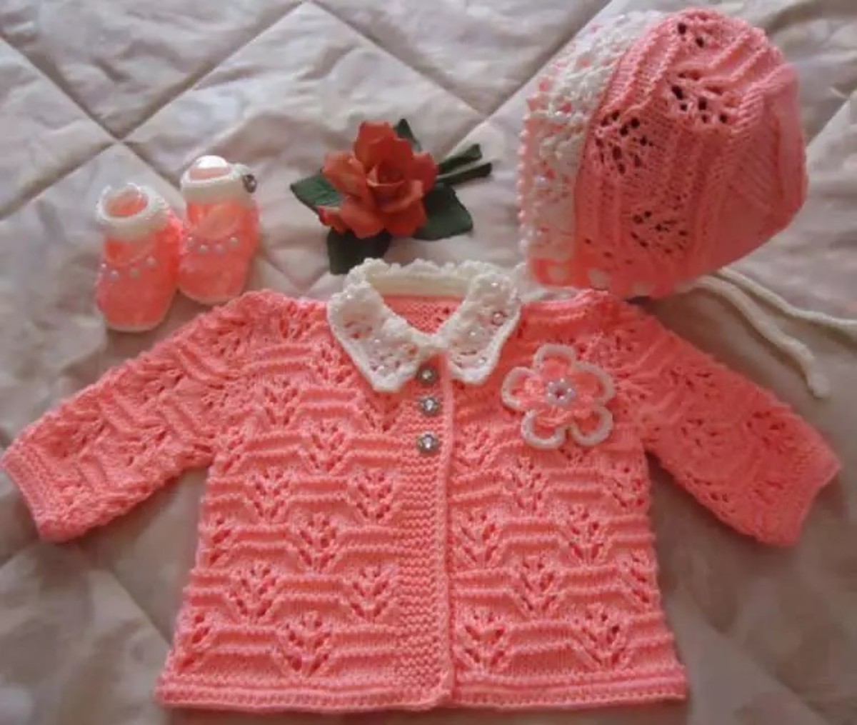 en farklı ve kolay 2023 trendi bebek yeleği modelleri