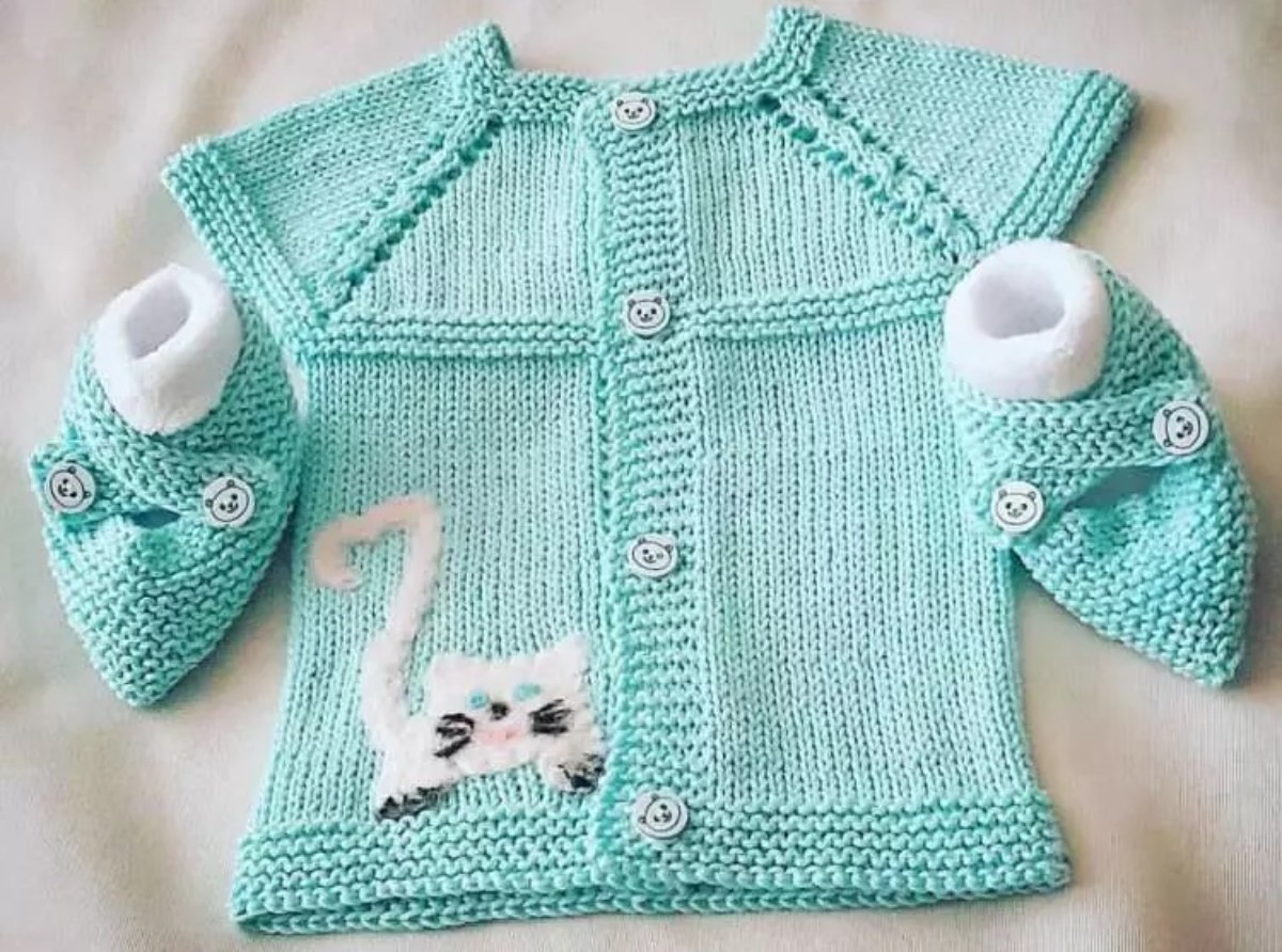 en farklı ve kolay 2023 trendi bebek yeleği modelleri