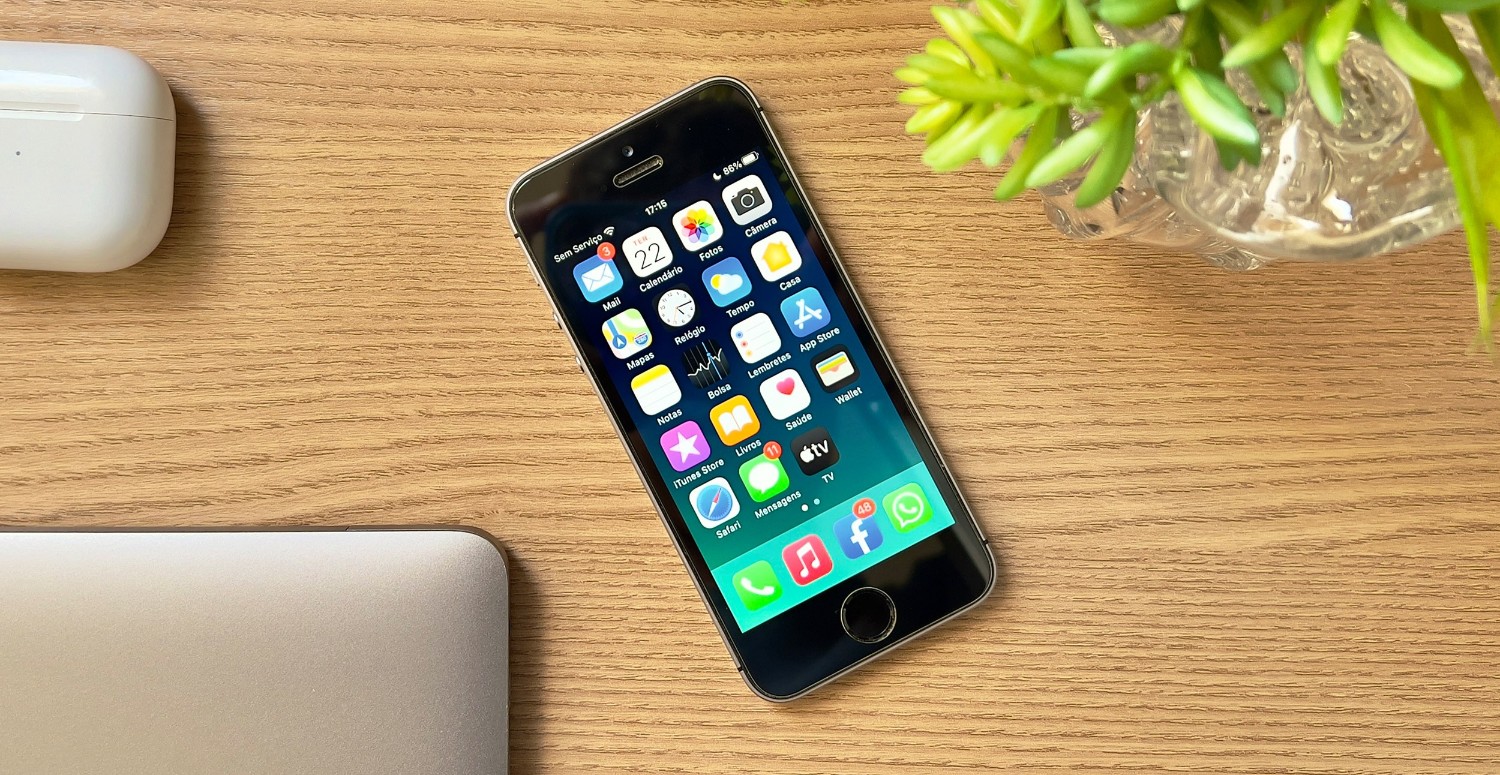 iPhone SE first generation