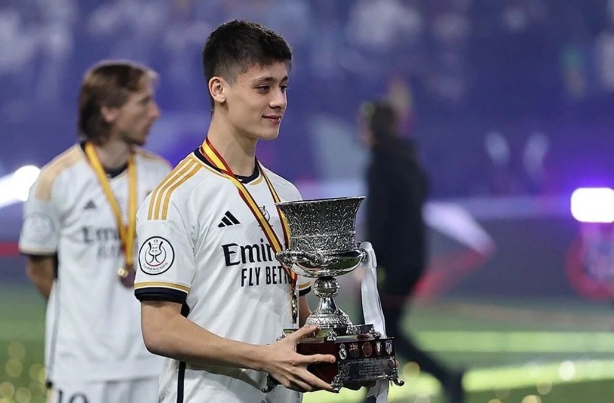 Arda Güler Real Madrid formasıyla resmen şov yaptı