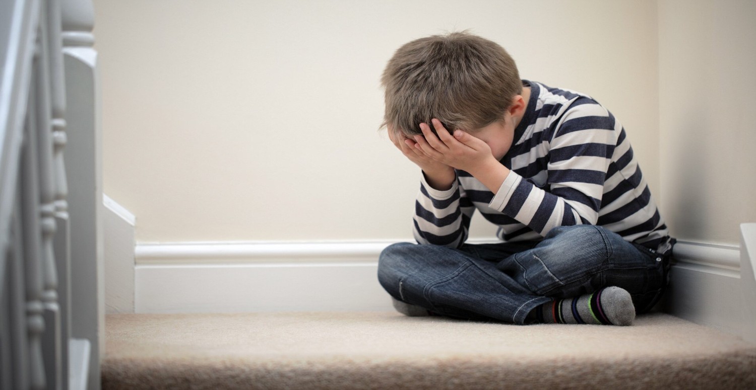 çocuklara bağırmanın zararları