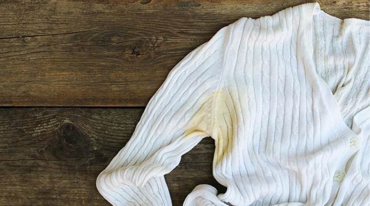 Giysilerdeki sarı sarı lekelerden kurtulmanın yolları