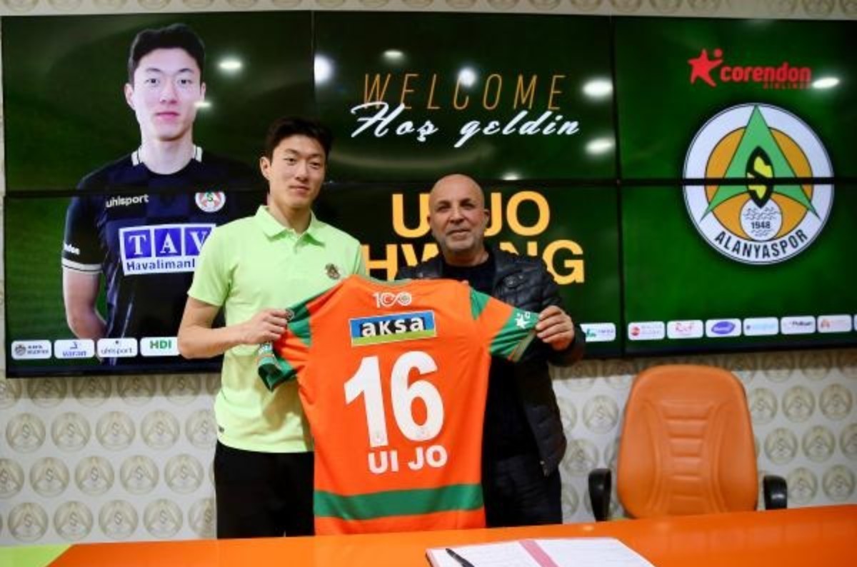 Alanyaspor, 31 yaşındaki Koreli forvet oyuncu Ui-jo Hwang