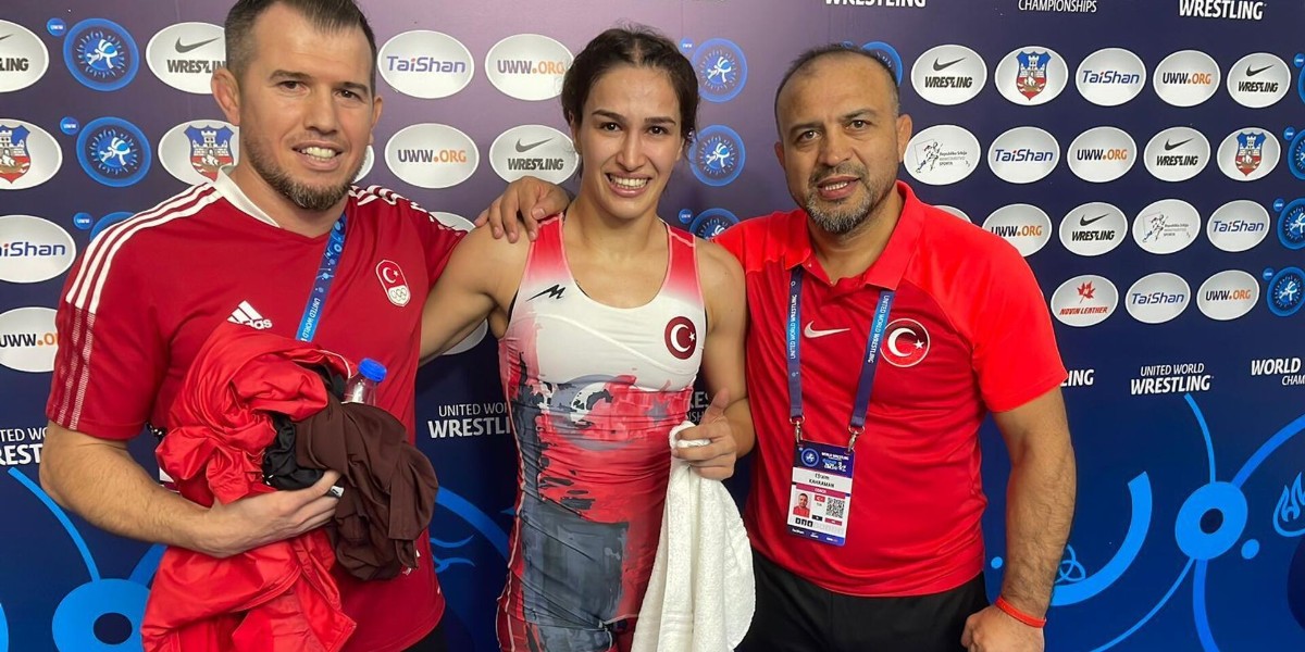 Altın Madalya Buse Tosun Çavuşoğlu