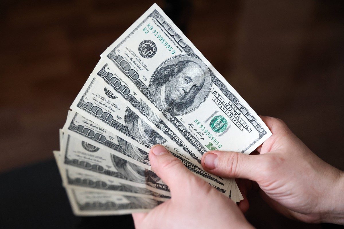 Dolar Hakkında Kritik Açıklama