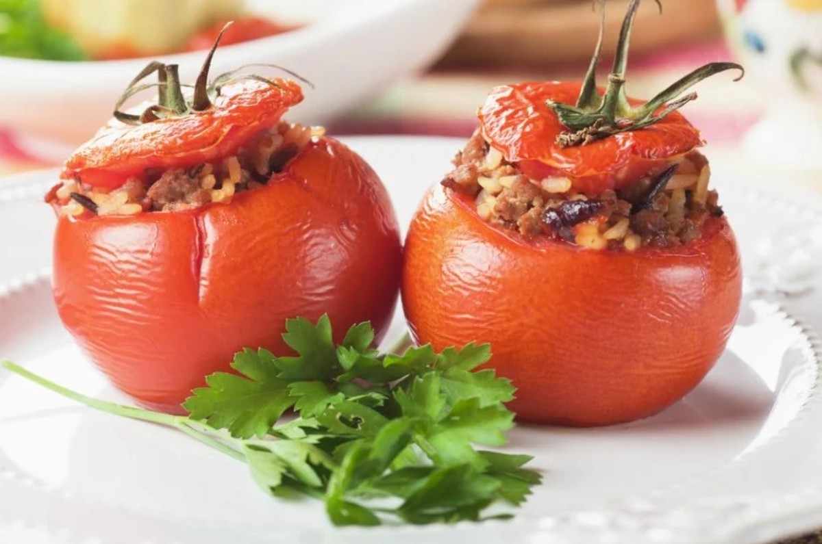 DOMATES DOLMASI TARİFİ