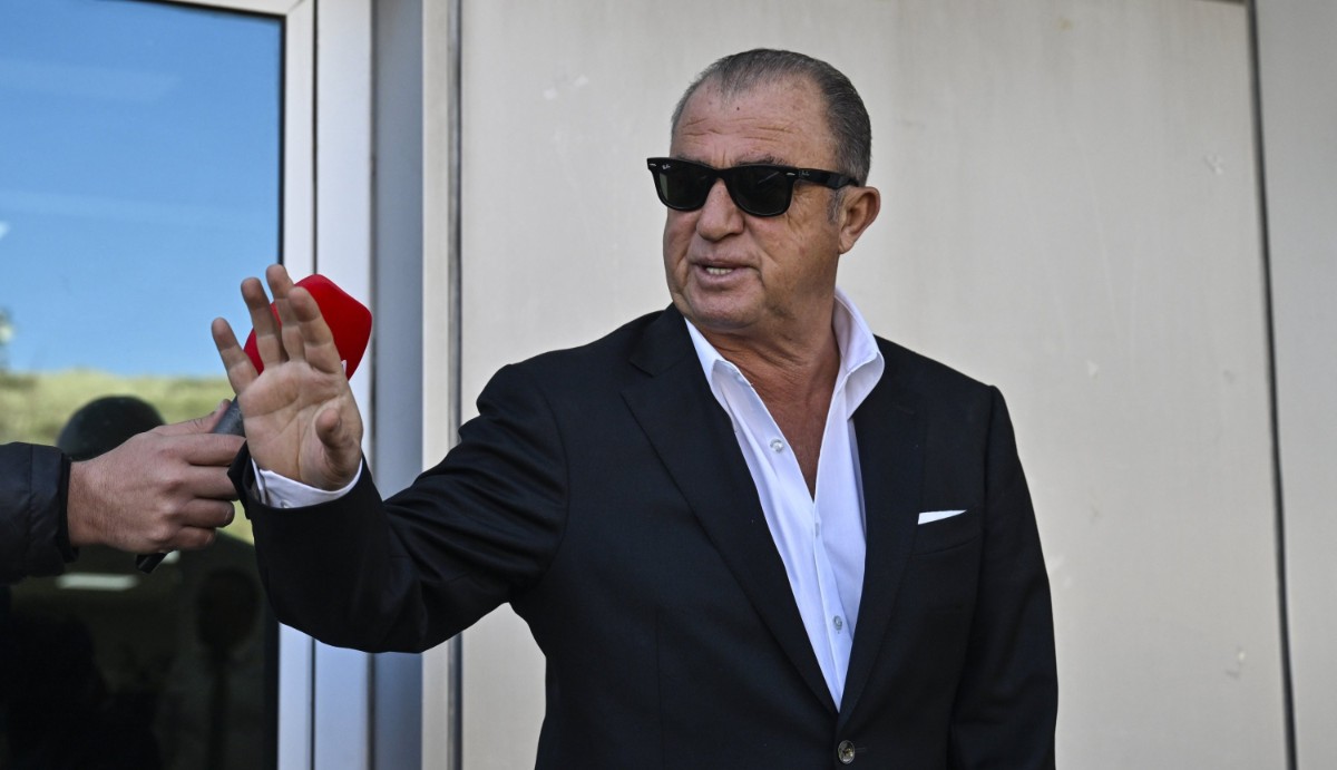 fatih terim ayakta alkışlandı