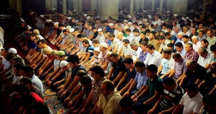 “Teravih Namazının Faziletleri ve Sevapları” nelerdir? Teravih namazı nasıl kılınmalıdır? İşte cevabı..