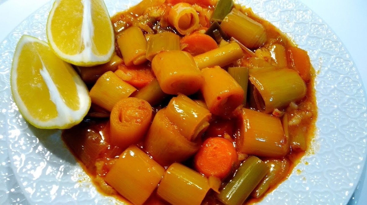 Zeytinyağlı Pırasa Yemeği Tarifi