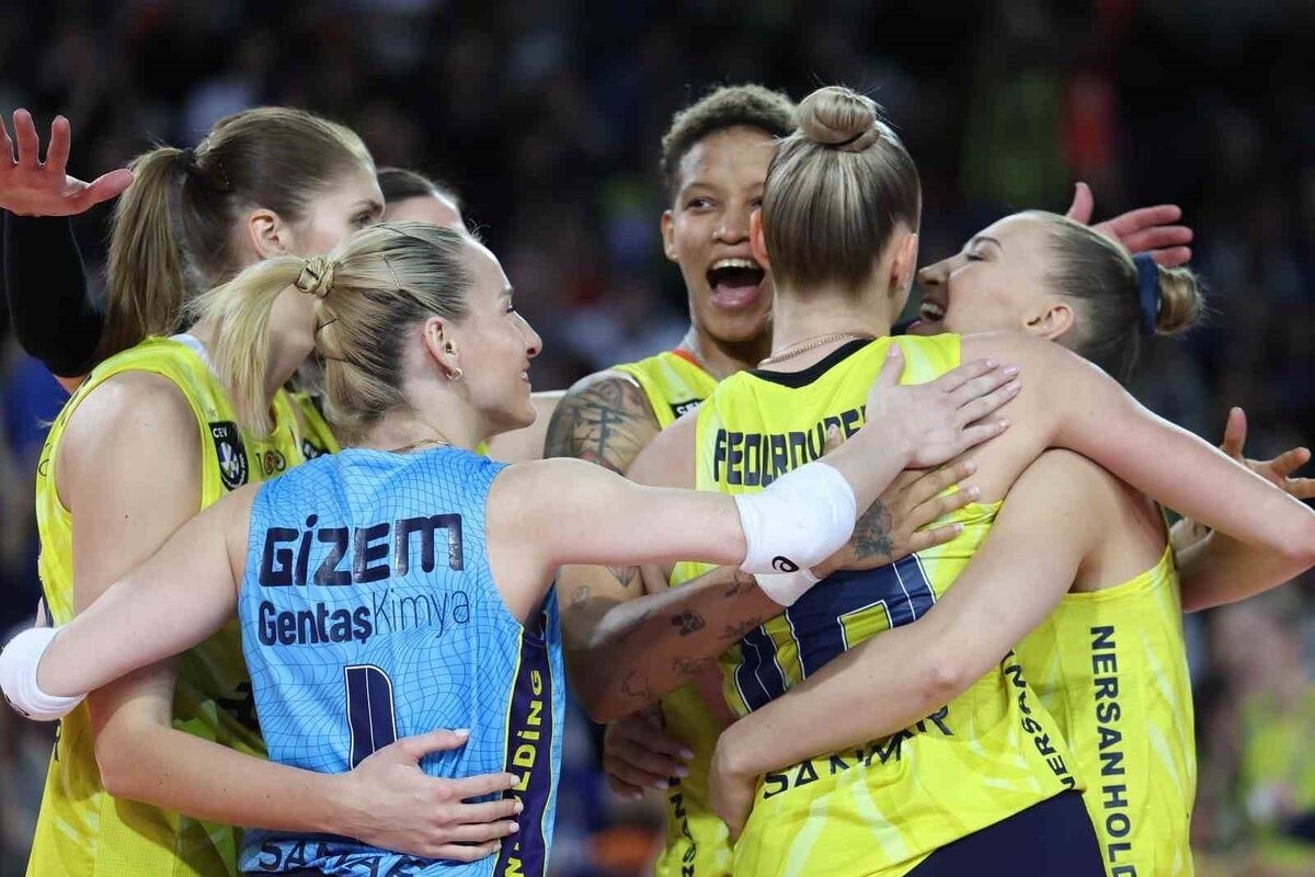 Fenerbahçe Kupa Voley'de şampiyon oldu!