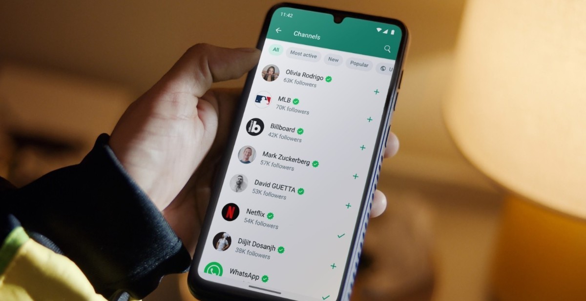 WhatsApp'ta sabit mesajlara bomba özellik geliyor