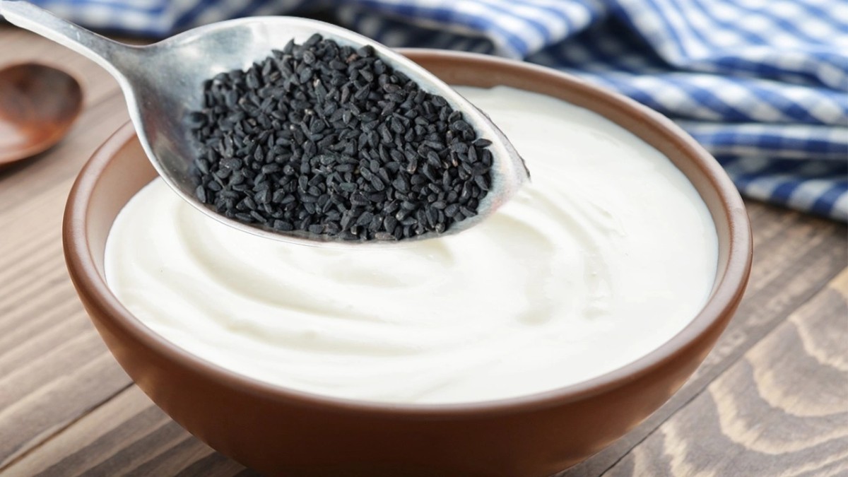 Çörek otu ile yoğurt karışımın faydaları