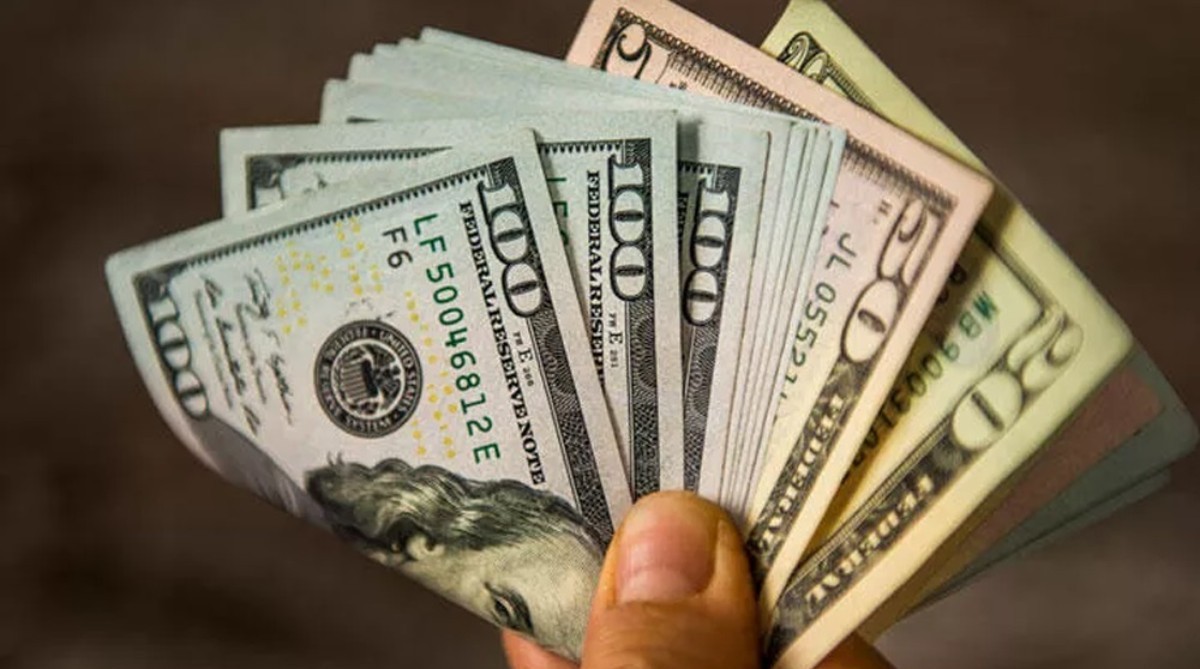 Dolar o tarihte 4 TL birden çakılacak