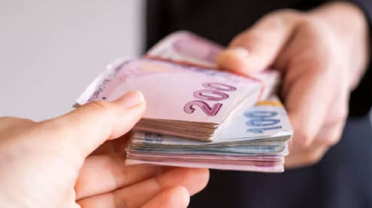 Ev hanımlarına tek şartla 2000 TL maaş bağlanacak!