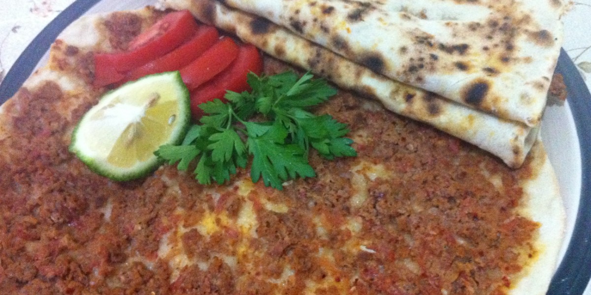 evde çıtır lahmacun tarifi