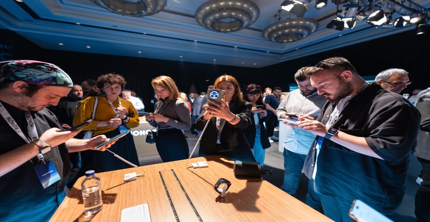 HONOR Magic 6 Pro iddialı kamera performansı ile Türkiye’de satışta