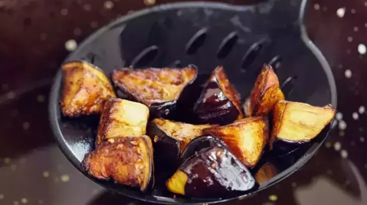 Kızartma yaparken yağ çekmesini böyle engelleyin!