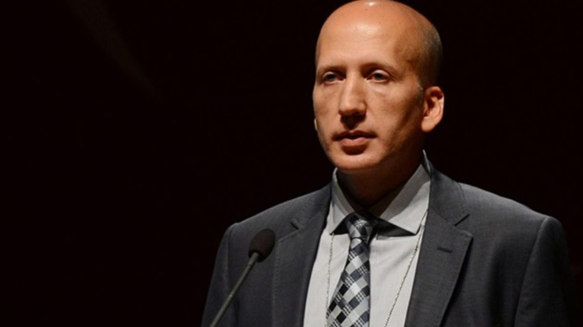 Ünlü ekonomist saat verip uyardı! Borsa'da hep aynı saatte bu oluyor!