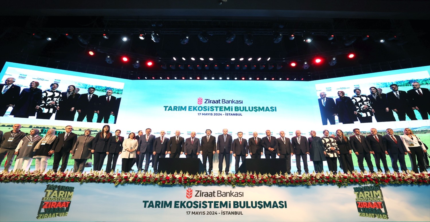 Cumhurbaşkanı Erdoğan: “Çiftçiler için verilen kredide limitler artırılıyor”
