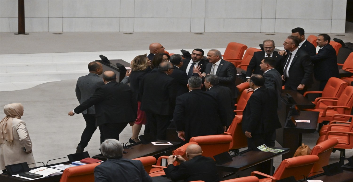 TBMM Genel Kurulu karıştı: CHP Ankara milletvekili Akdoğan’ın sözleri tartışmayı alevlendirdi