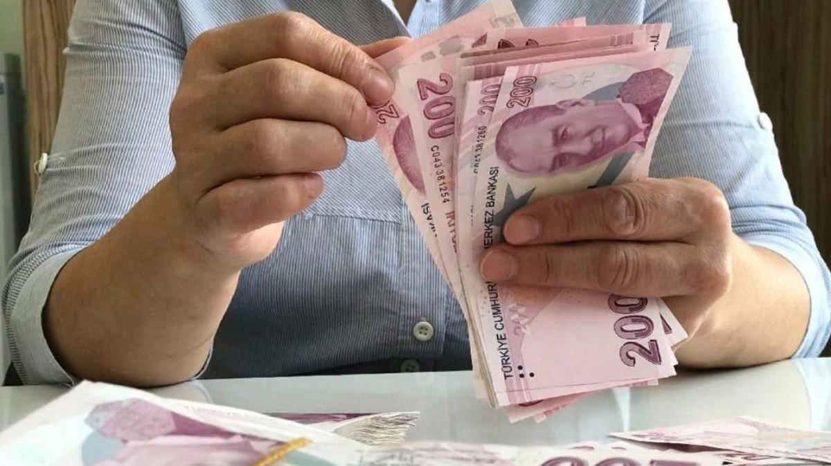 Emekli maaşında iki tehlike