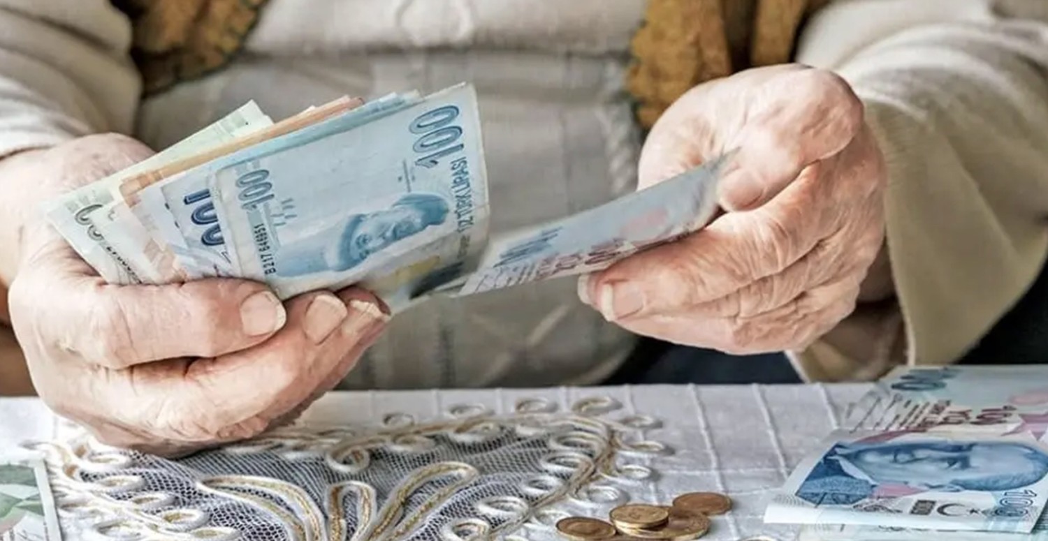 Emeklilere Bayram Müjdesi