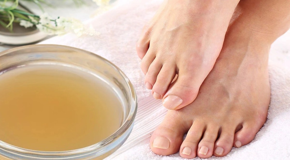 Her gün ayakları sirkeli suda bekletmek bakın ne işe yarıyor