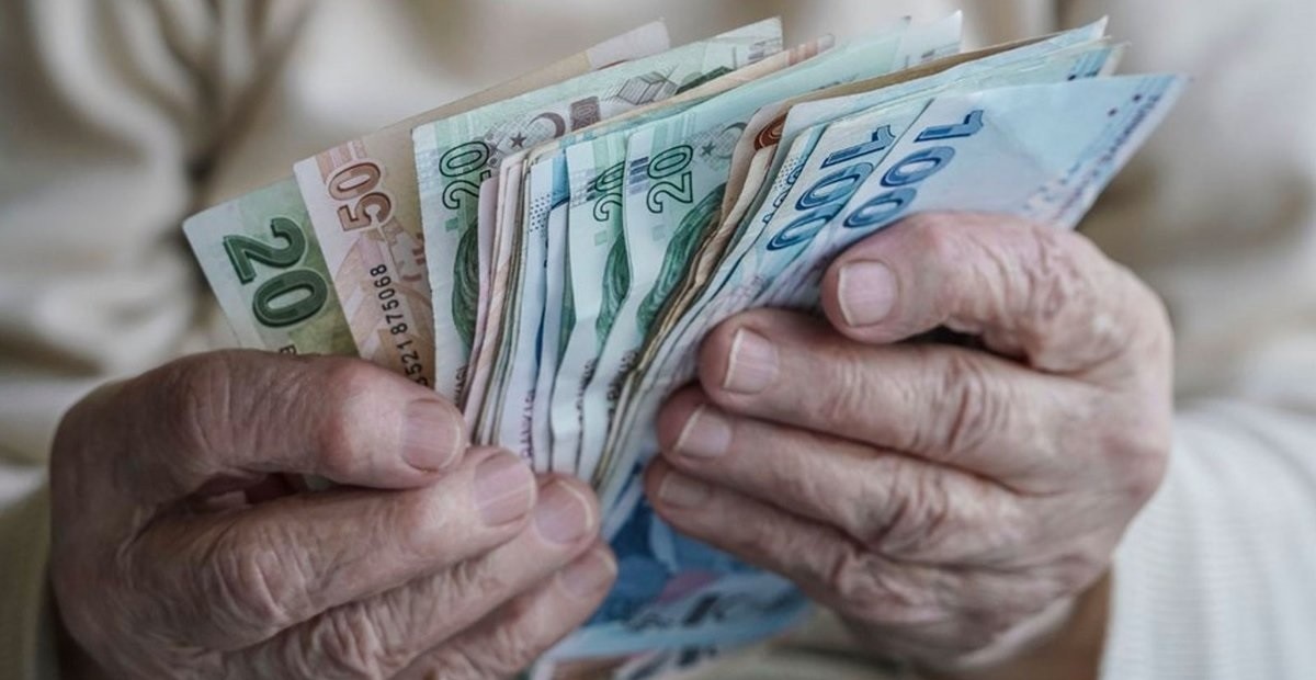 15 milyon emekliye 11 bin TL ödeme