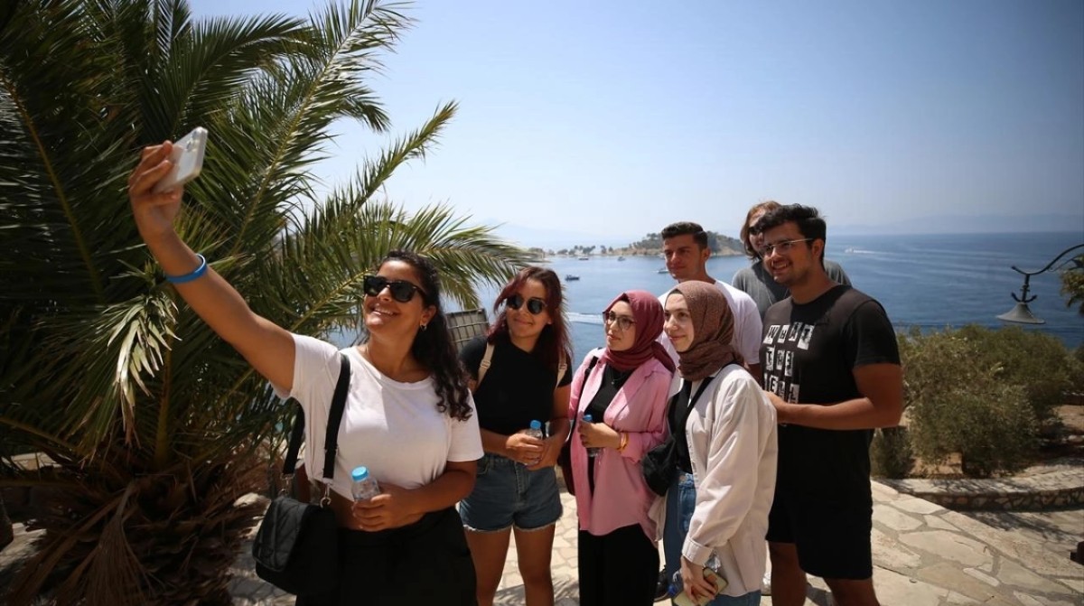 18-30 yaş arası gençlere ücretsiz tatil