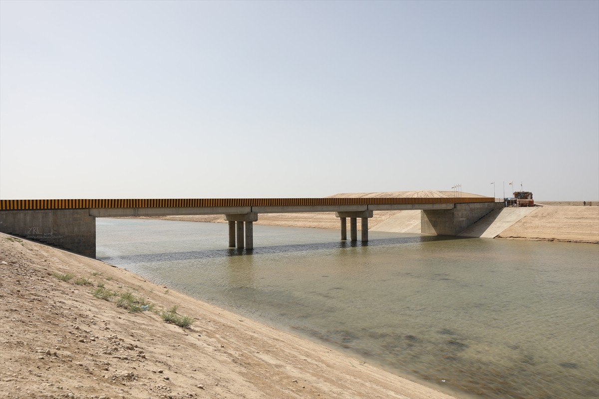 Afganistan'ın kuzeyine su getirilerek geniş çorak alanları tarım arazisine dönüştürme hedefiyle...