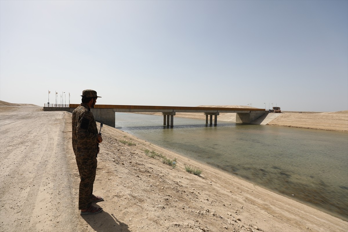 Afganistan'ın kuzeyine su getirilerek geniş çorak alanları tarım arazisine dönüştürme hedefiyle...