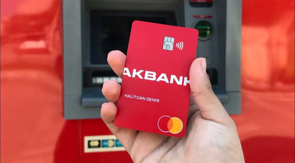 Akbank başvuran tüm müşterilere 9.600 TL ödeyecek